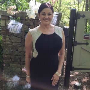 Meet your Posher, Angela